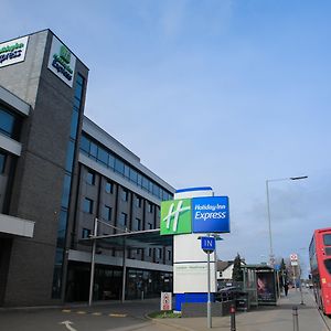 Holiday Inn Express London Heathrow T5 By Ihg